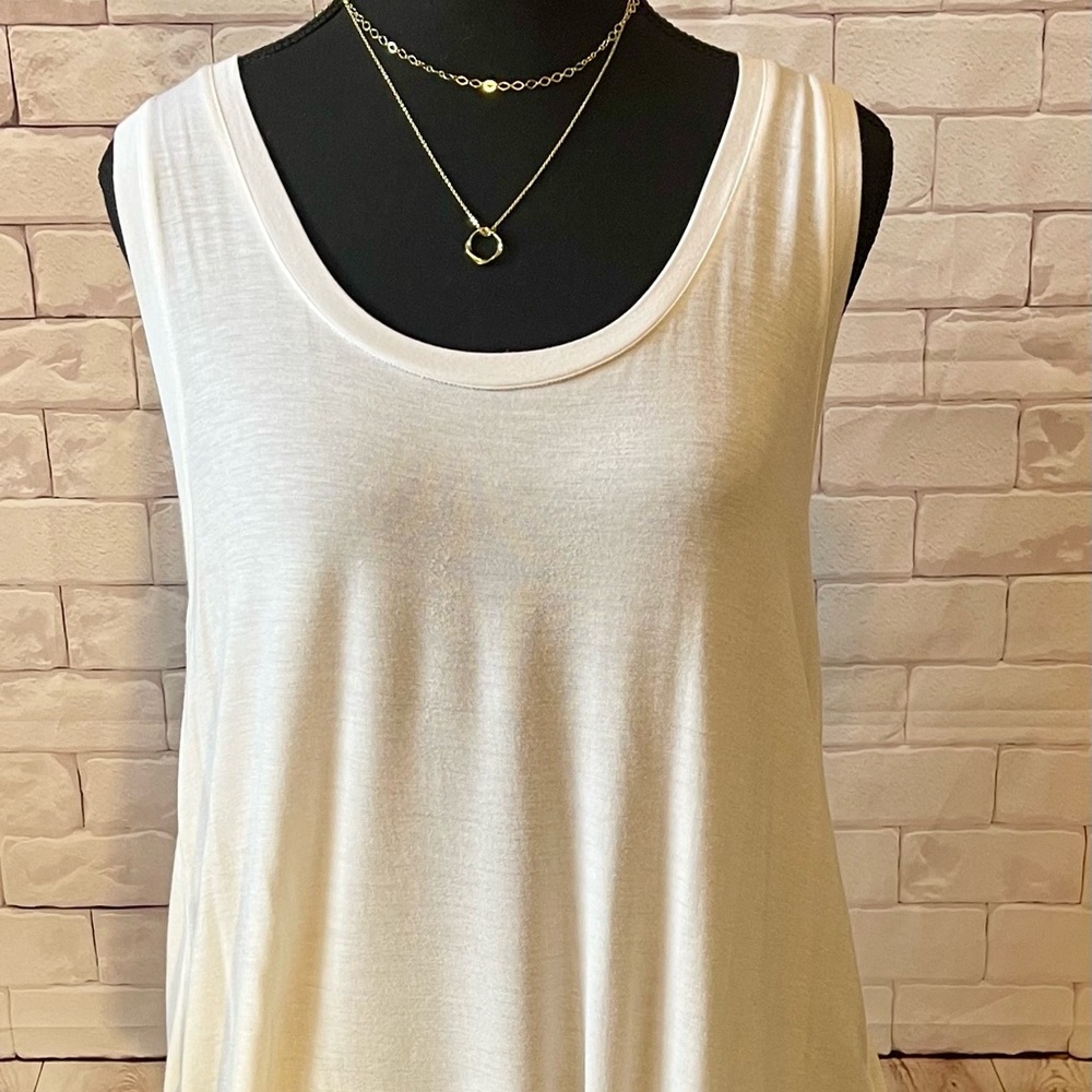 Bailey44 Twist Back Tank – Ivory Cream – Sleeveless Flowy Top – Size L